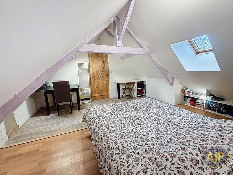 Maison - 92 m² - 4 pièces