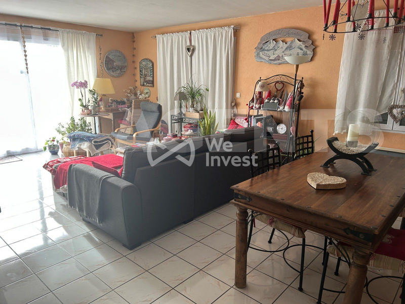 Maison - 180 m² - 7 pièces