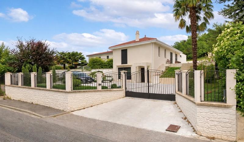 Villa - 175 m² - 5 pièces