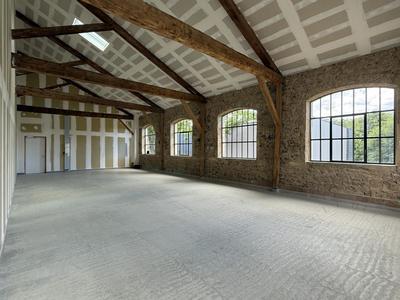 Local d'activité / Entrepôt - 118 m² - 1 pièce