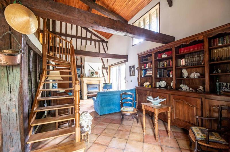 Maison - 180 m² - 6 pièces