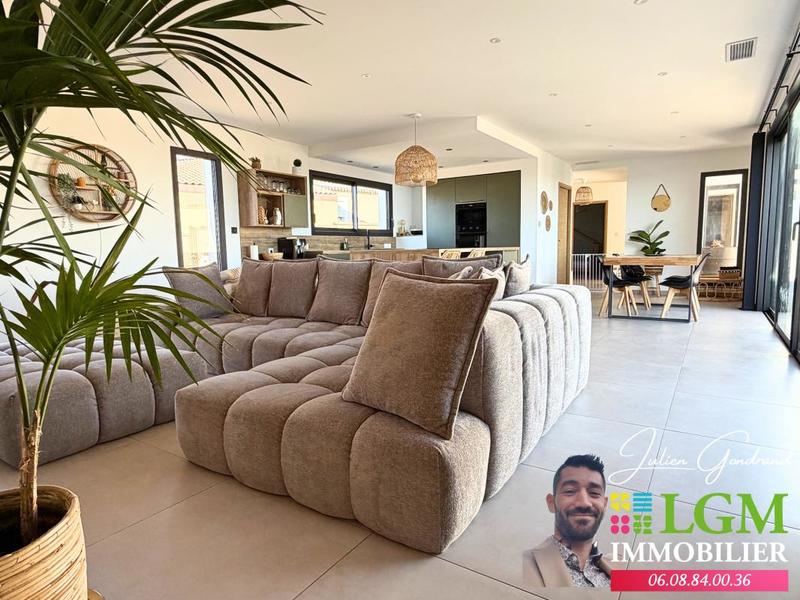 Maison - 137 m² - 5 pièces