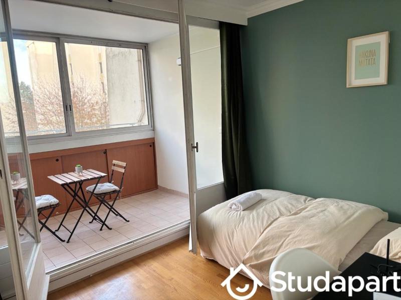 Chambre - 10 m² - 1 pièce