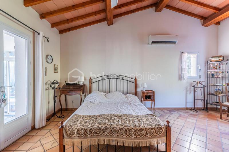 Propriété - 192 m² - 7 pièces