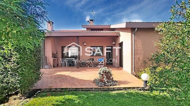 Maison - 180 m² - 5 pièces