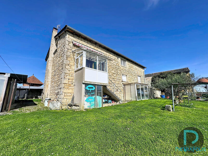 Maison ancienne - 160 m² - 6 pièces