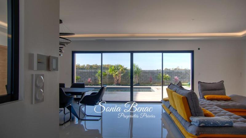 Maison - 147 m² - 5 pièces