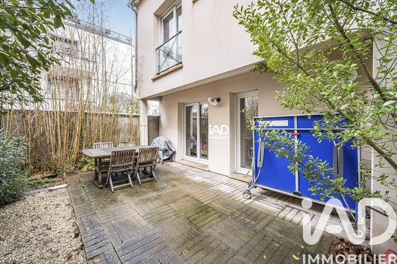 Maison - 254 m² - 6 pièces