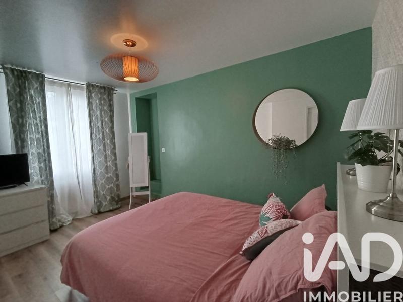 Maison - 252 m² - 6 pièces