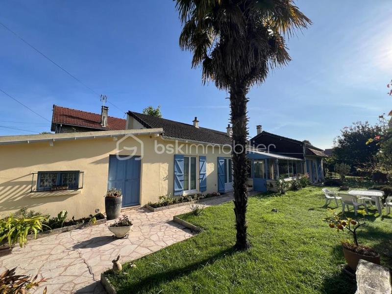 Maison - 85 m² - 5 pièces