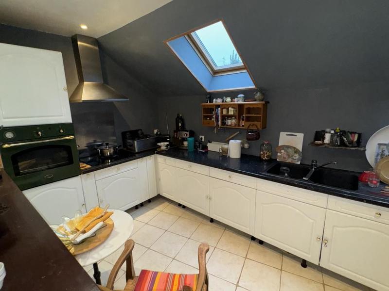 Maison - 99 m² - 6 pièces