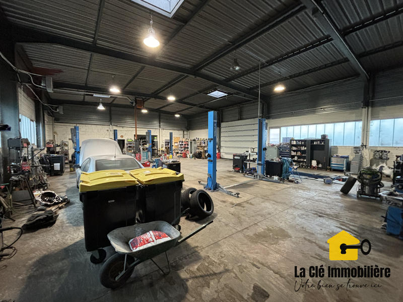 Local commercial - 1 255 m²