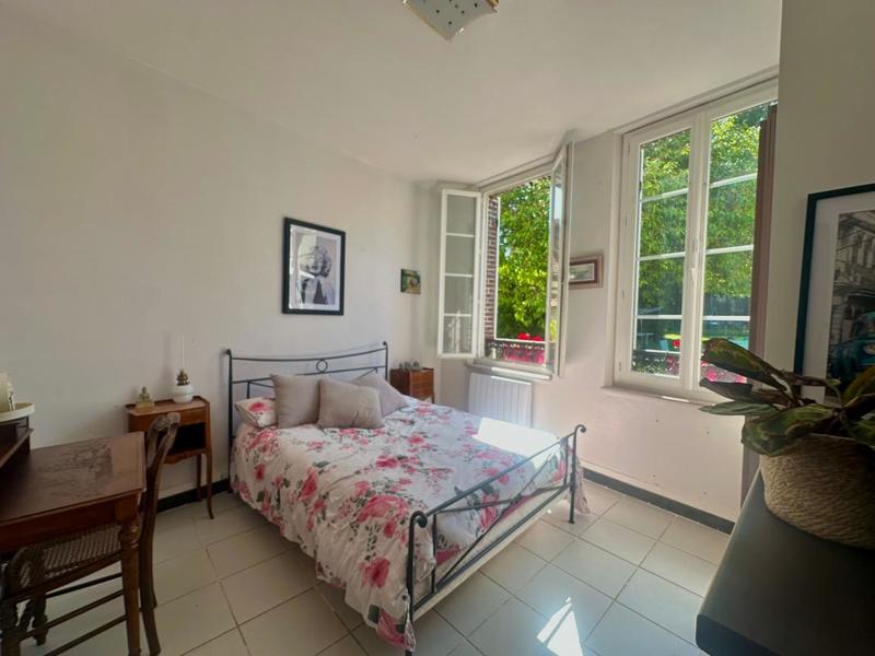 Maison - 295 m² - 7 pièces