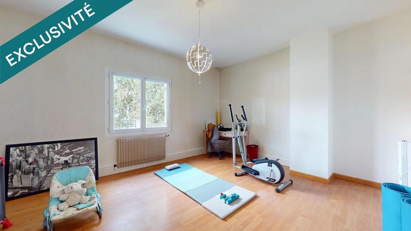 Maison - 203 m² - 7 pièces