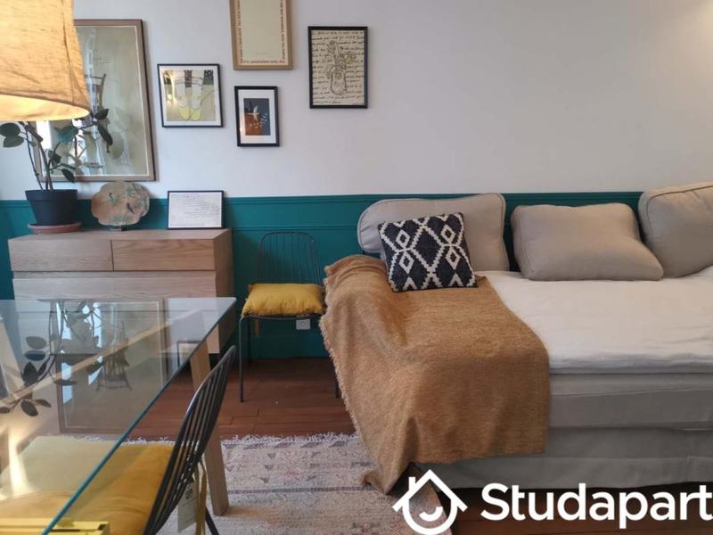 Chambre - 12 m² - 1 pièce