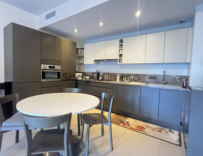 Appartement - 61 m² - 2 pièces