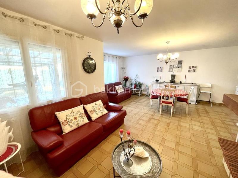 Pavillon - 98 m² - 5 pièces