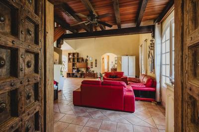 Demeure - 213 m² - 7 pièces