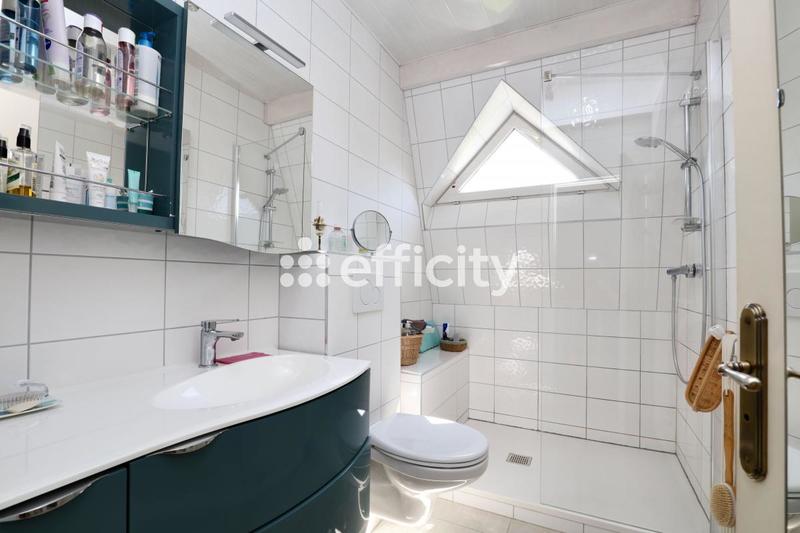 Maison - 124 m² - 6 pièces