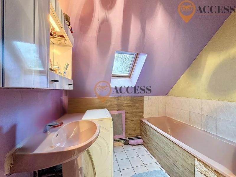 Maison - 99 m² - 5 pièces