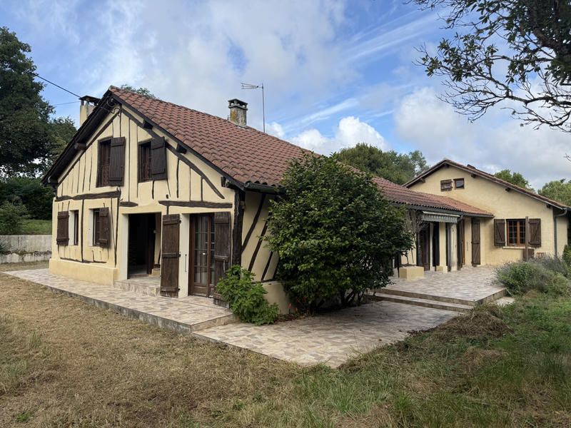 Maison - 188 m² - 7 pièces