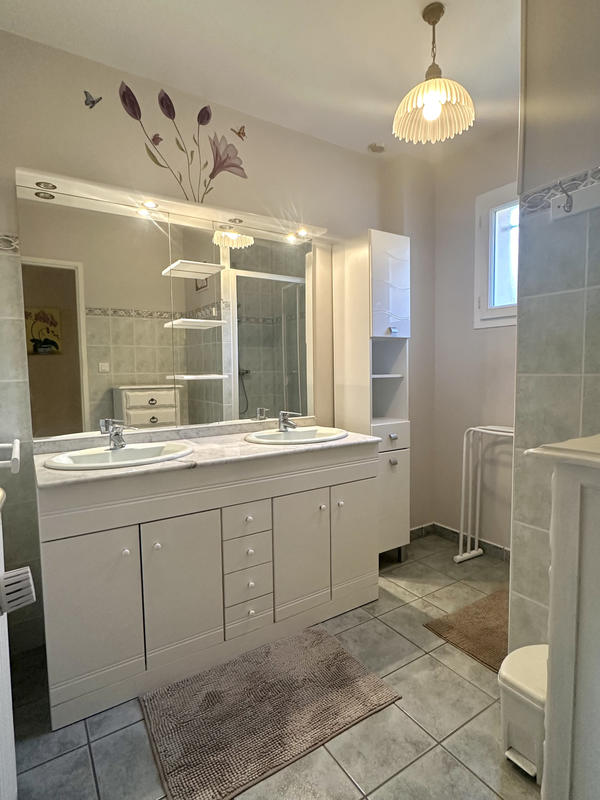 Maison - 137 m² - 5 pièces