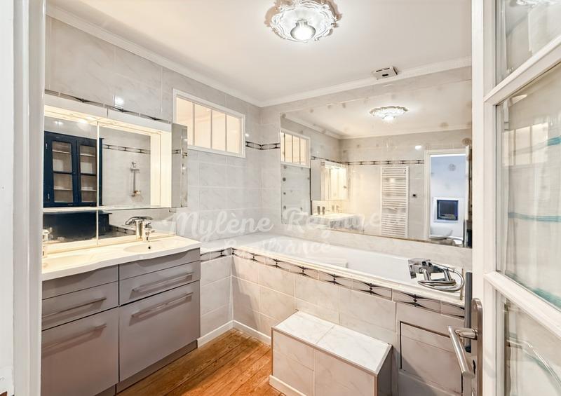 Maison - 106 m² - 4 pièces