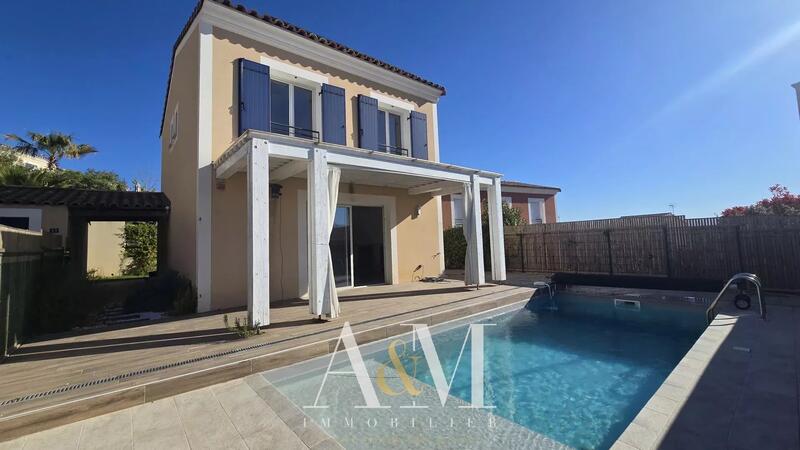 Villa - 85 m² - 4 pièces