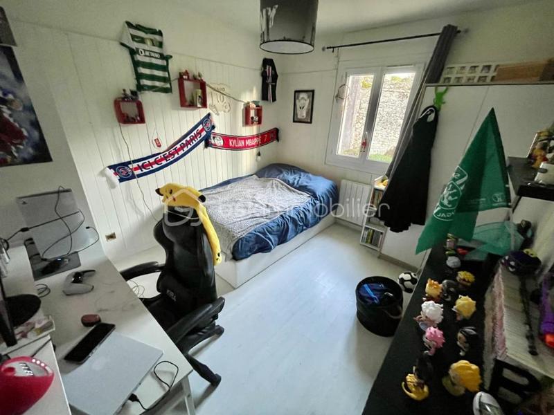 Maison - 97 m² - 6 pièces