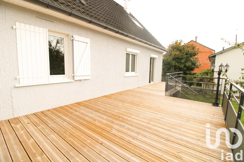 Maison - 98 m² - 4 pièces