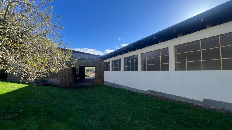 Maison - 789 m² - 4 pièces