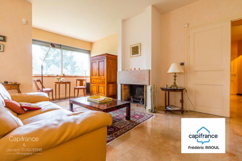 Maison - 215 m² - 7 pièces