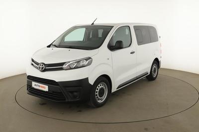Toyota Proace Combi Compact 1.5 d-4d Dynamic 9pl 120 ch