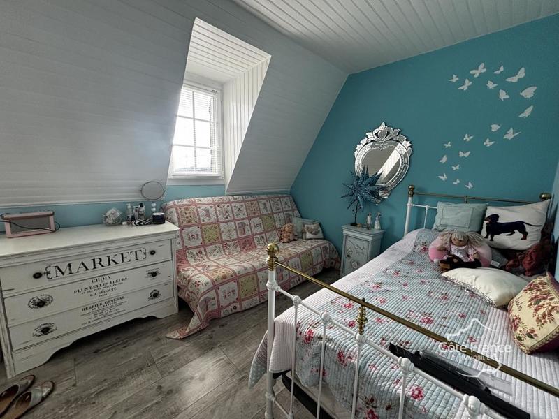 Propriété - 265 m² - 11 pièces