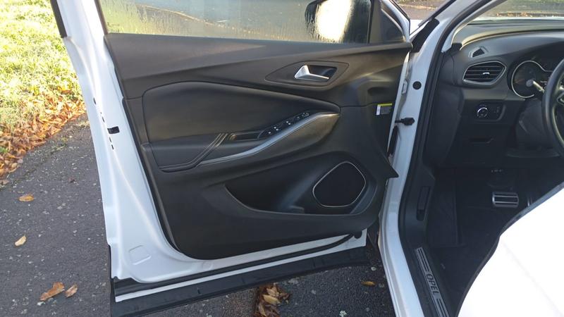 Opel Grandland X 1.6 Hybrid4 300 Awd Bva8 Ultimate - Automatique Entretien constructeur