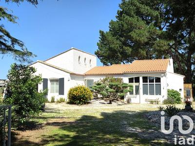 Maison - 174 m² - 6 pièces