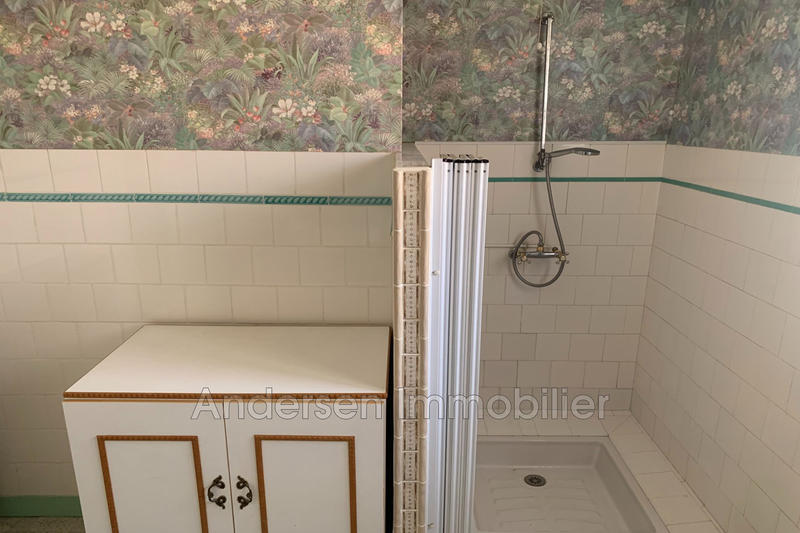 Villa - 107 m² - 6 pièces