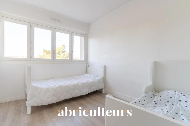 Appartement ancien - 64 m² - 3 pièces