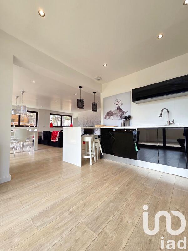 Appartement - 170 m² - 5 pièces