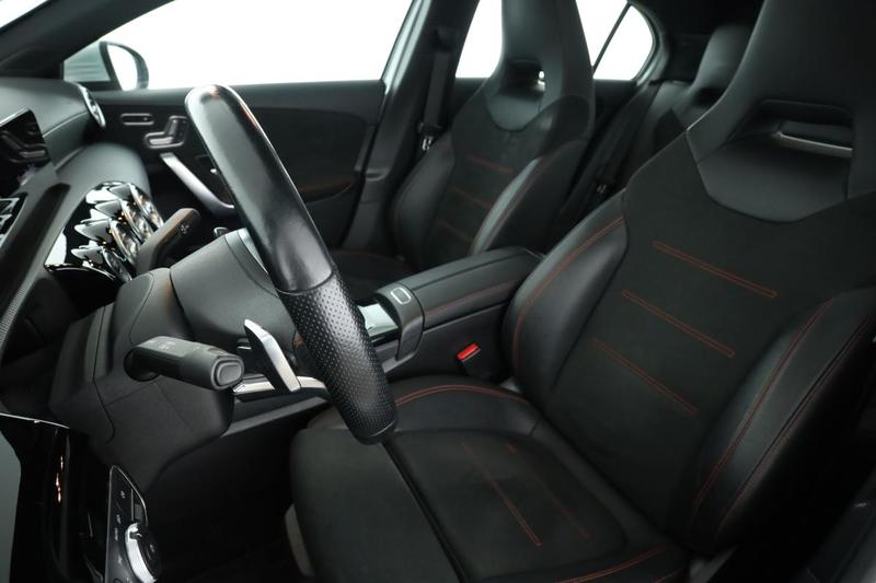 Mercedes Classe a 200 d Amg Line 8g-Dct 150 ch