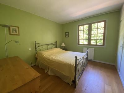 Maison traditionnelle - 195 m² - 6 pièces