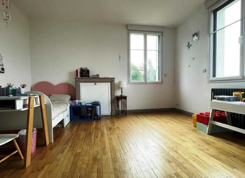 Propriété - 145 m² - 7 pièces