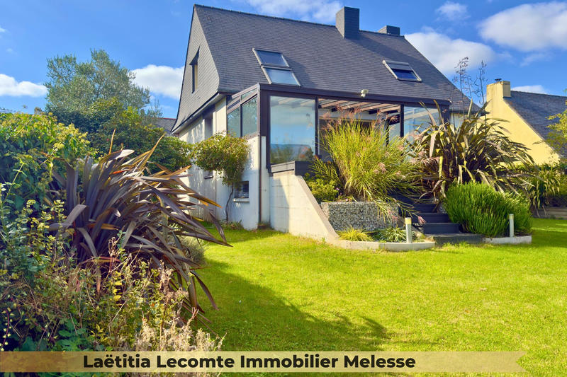 Maison - 175 m² - 8 pièces