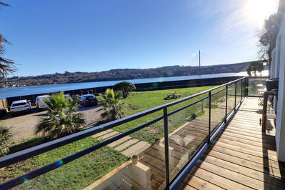 Maison - 280 m² - 9 pièces