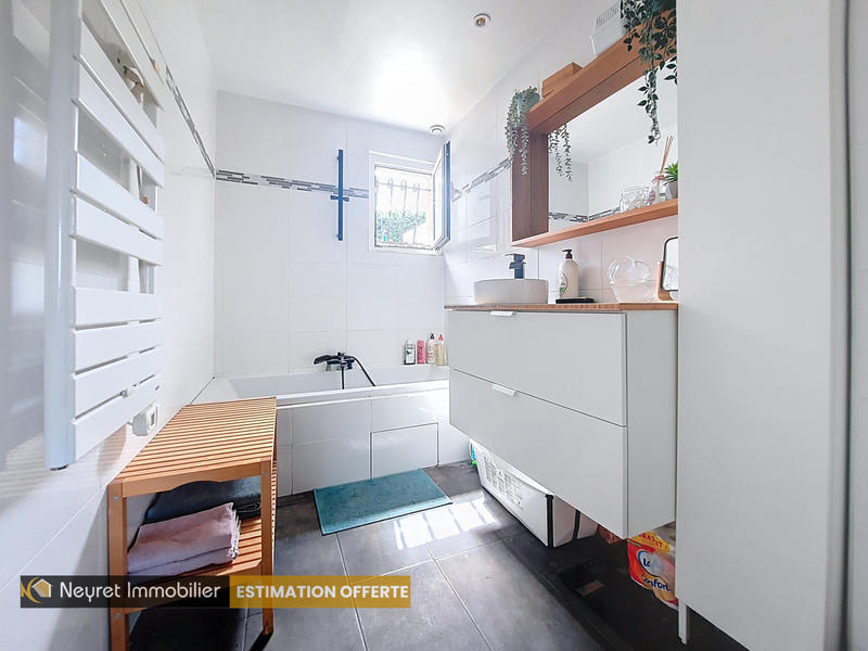 Maison - 145 m² - 7 pièces