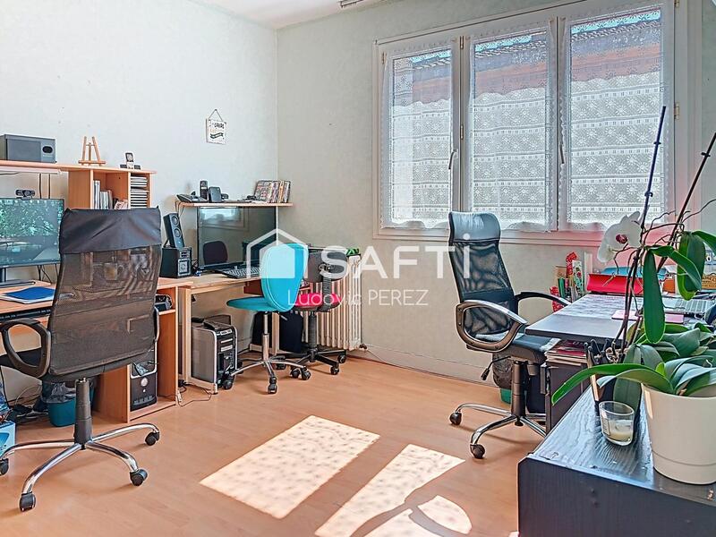 Villa - 263 m² - 11 pièces