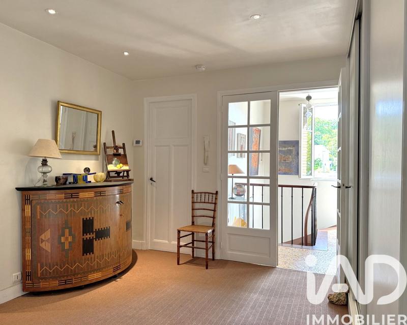 Appartement - 150 m² - 6 pièces