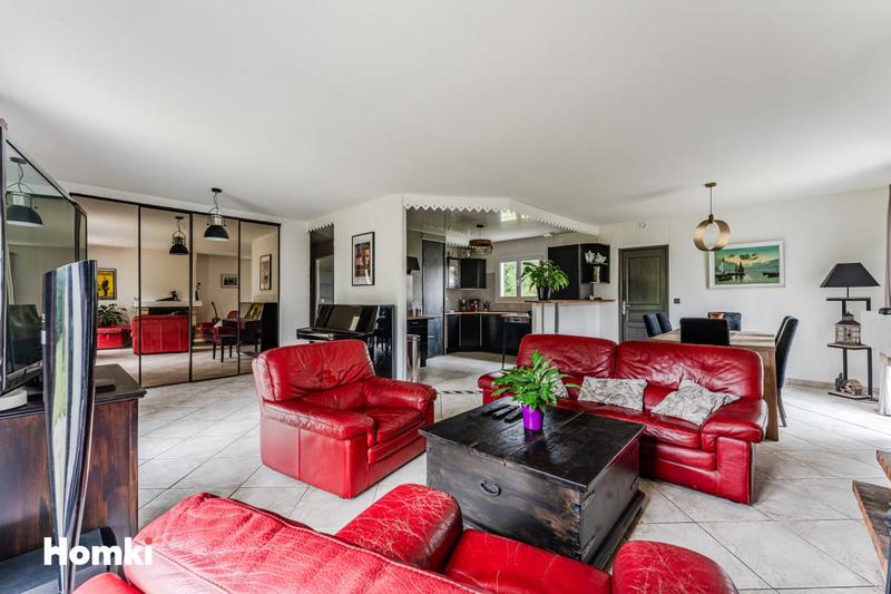 Maison - 100 m² - 5 pièces