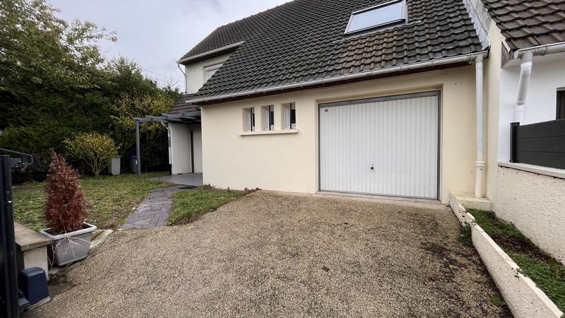 Maison - 103 m² - 6 pièces