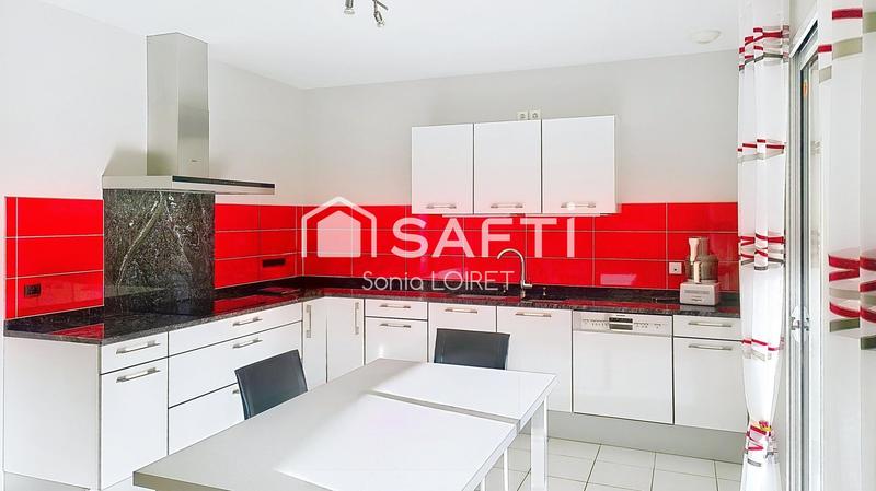 Maison - 177 m² - 6 pièces